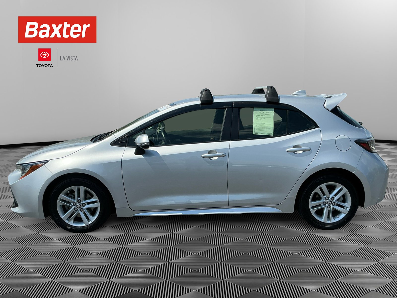 2019 Toyota Corolla XSE photo 5