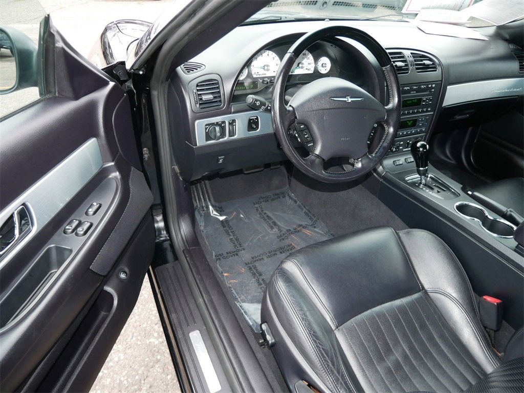 2004 Ford Thunderbird Base photo 3