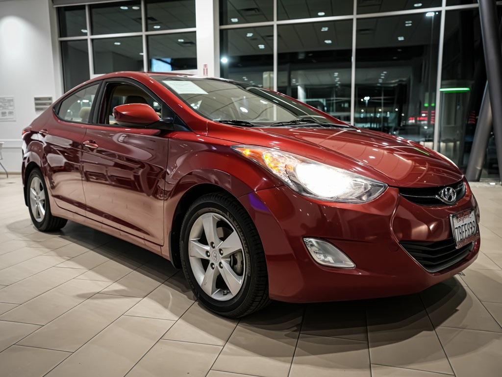 2013 Hyundai Elantra GLS photo 3
