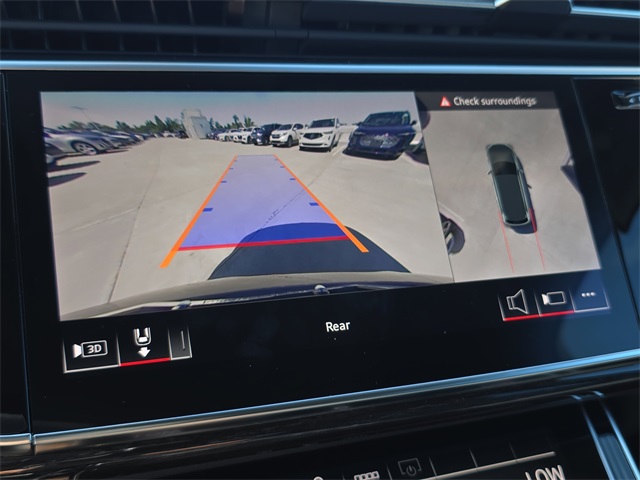 2025 Audi Q7 55 Premium Plus photo 24