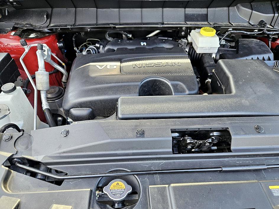 2023 Nissan Pathfinder SL photo 15