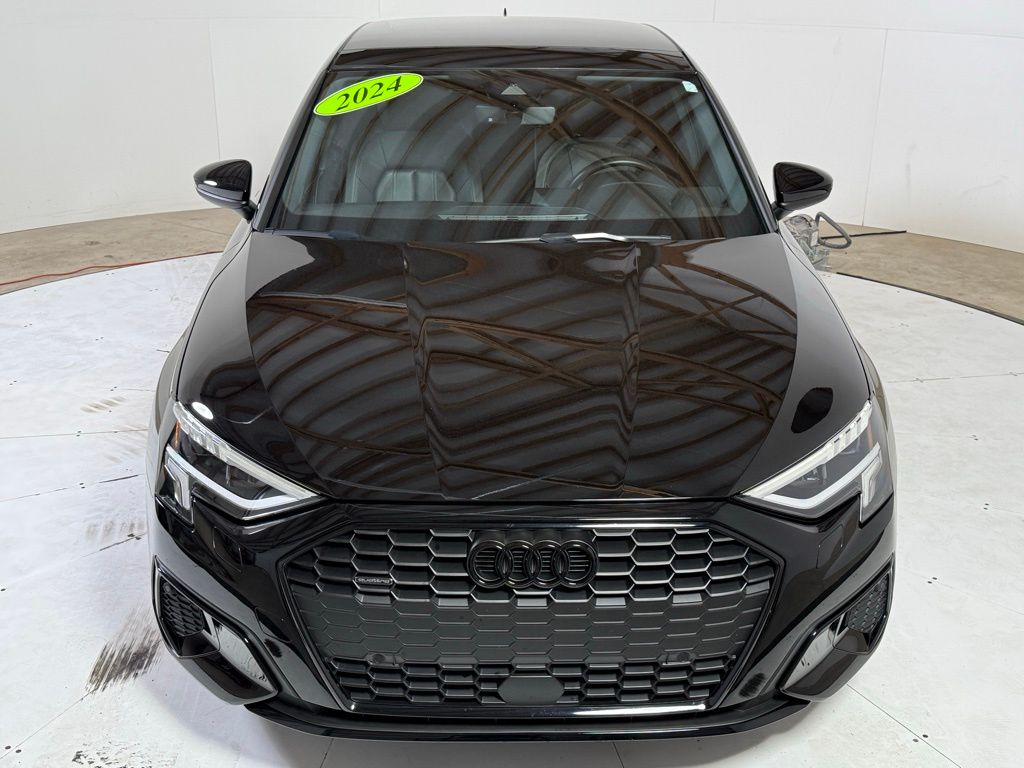 WAUHUDGY3RA081185