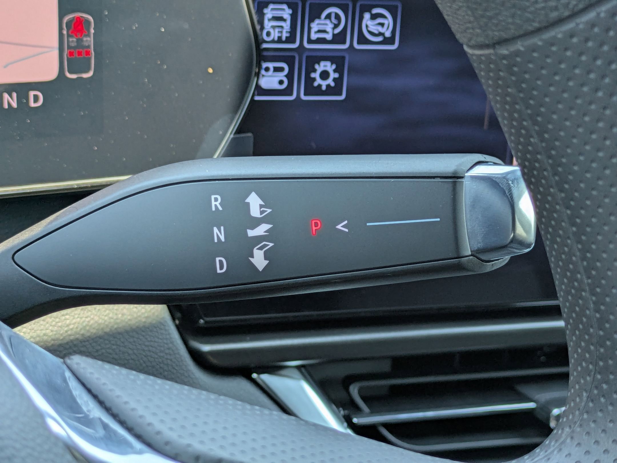 2025 Chevrolet Equinox EV 1LT photo 19