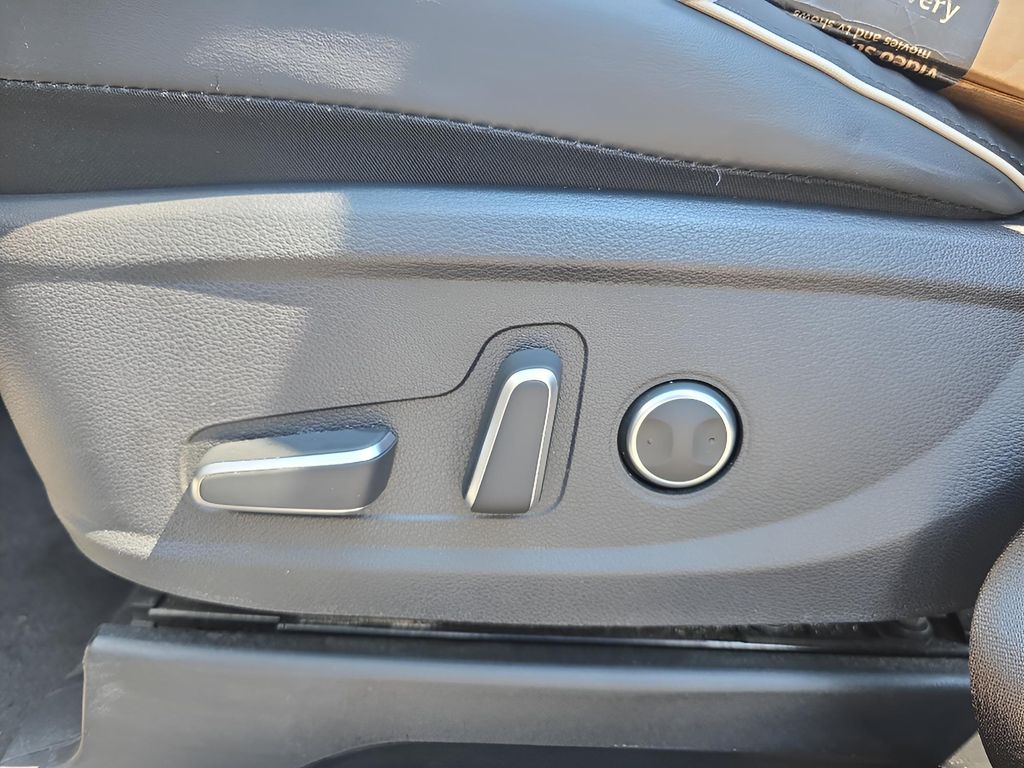 2024 Hyundai Palisade SEL photo 12