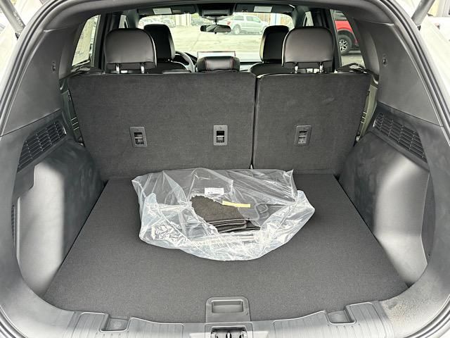 2025 Ford Escape ST-Line Select photo 17