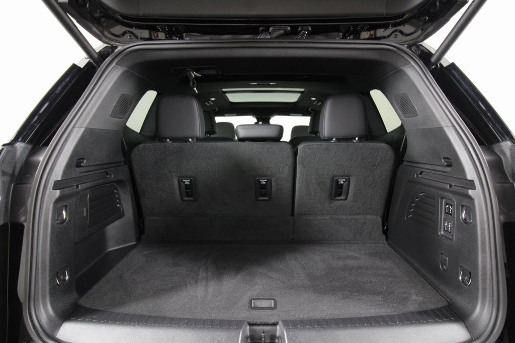 2024 Gmc Acadia Denali photo 8