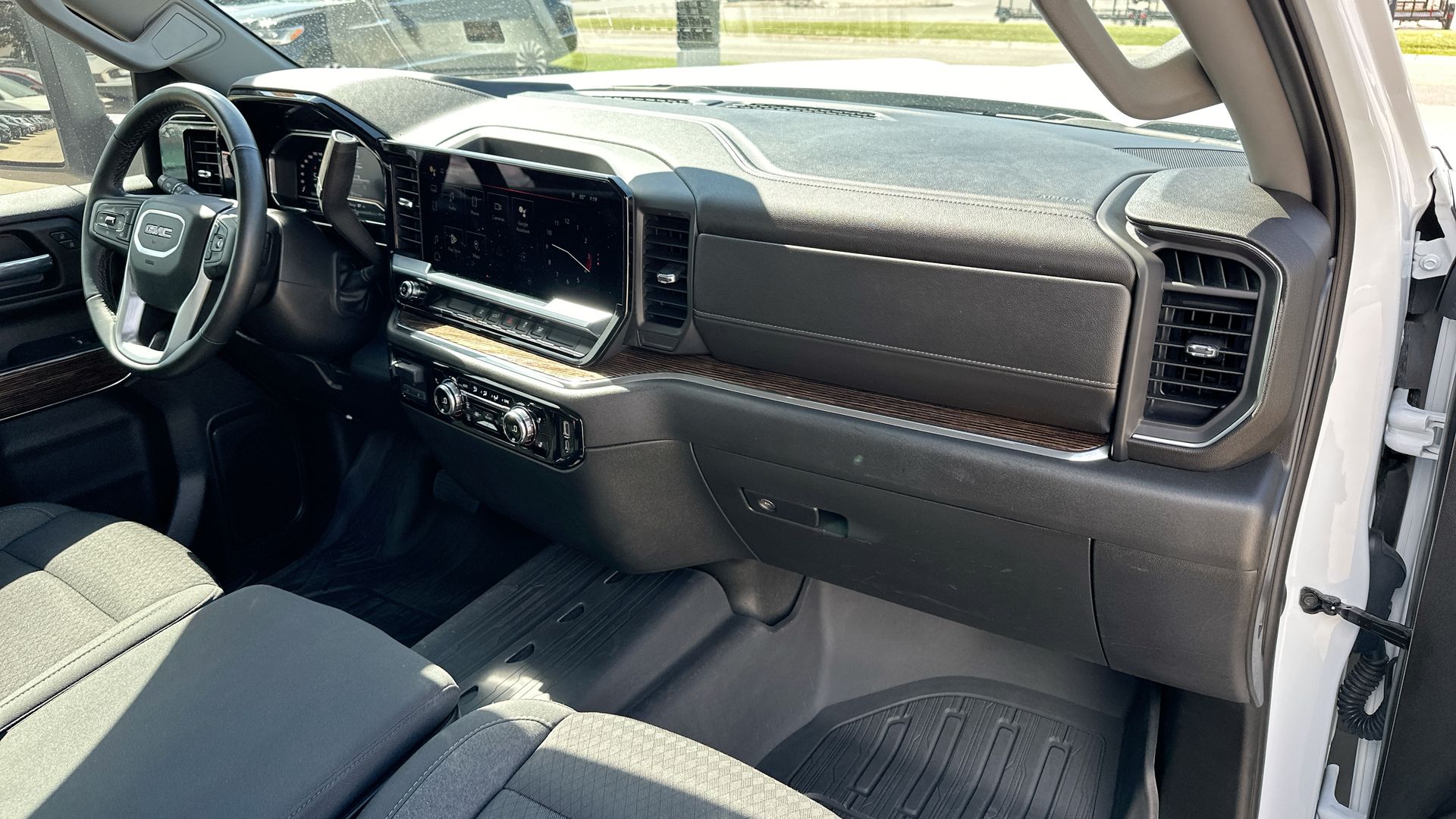 2024 Gmc Sierra 2500 HD SLE photo 27