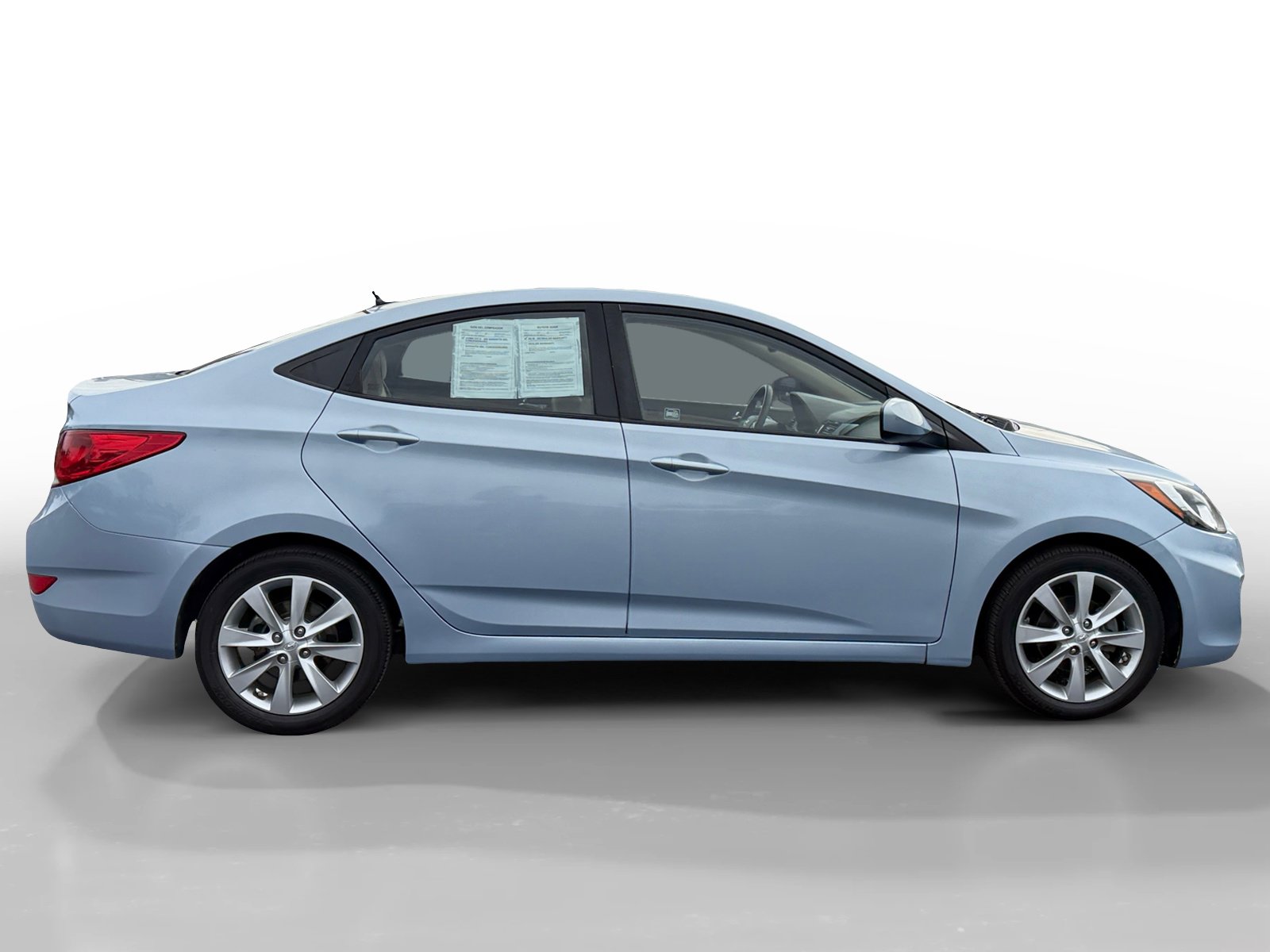 2012 Hyundai Accent GLS photo 6