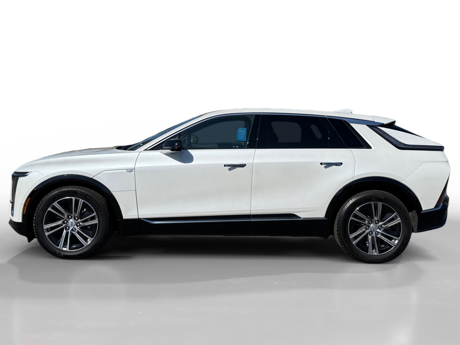 Used 2024 Cadillac LYRIQ Luxury 1 with VIN 1GYKPPRK7RZ105784 for sale in San Jose, CA