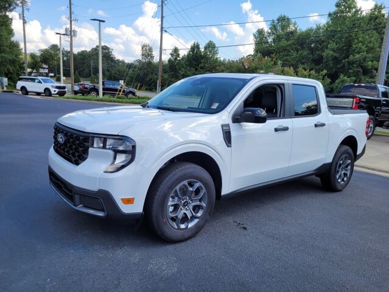 2025 Ford Maverick XLT photo 3
