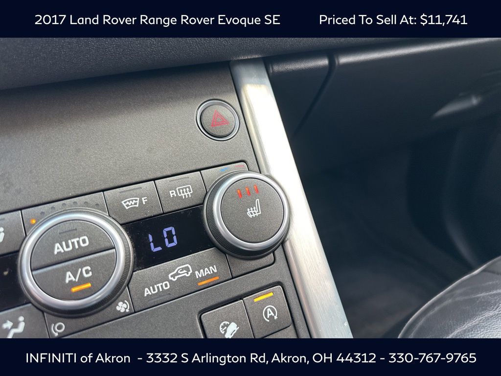 2017 Land Rover Range Rover Evoque SE photo 4
