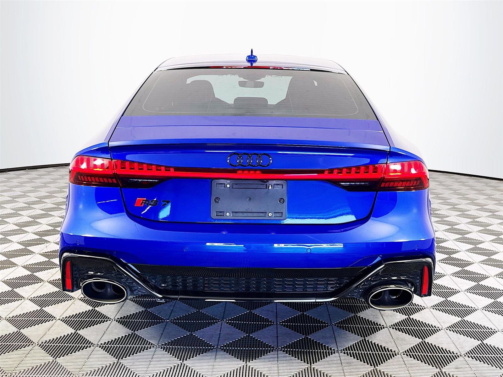 2023 Audi RS 7 EX photo 6
