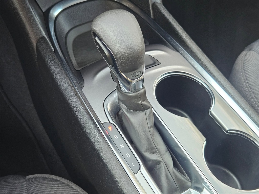 2023 Chevrolet Malibu 1LT photo 16