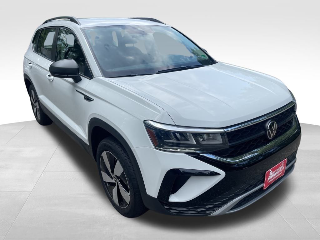 2024 Volkswagen Taos S photo 10