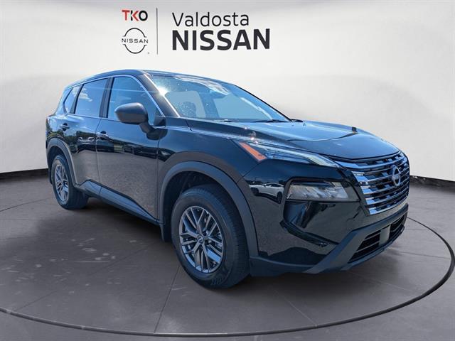 2026 Nissan Rogue S's photo