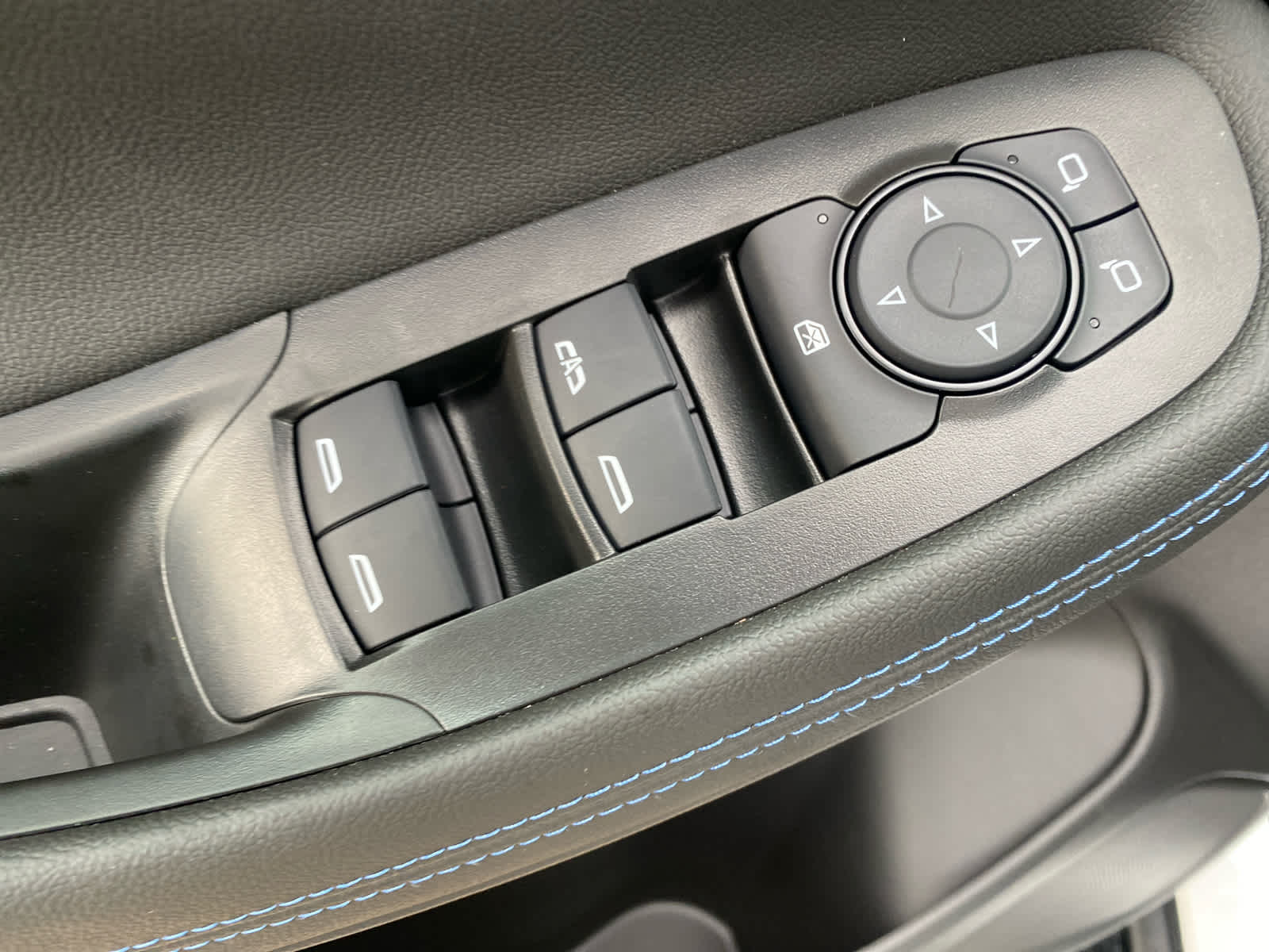2026 Buick Encore Sport Touring photo 10