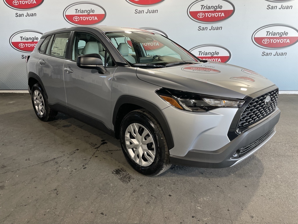 2025 Toyota Corolla Cross L photo 3