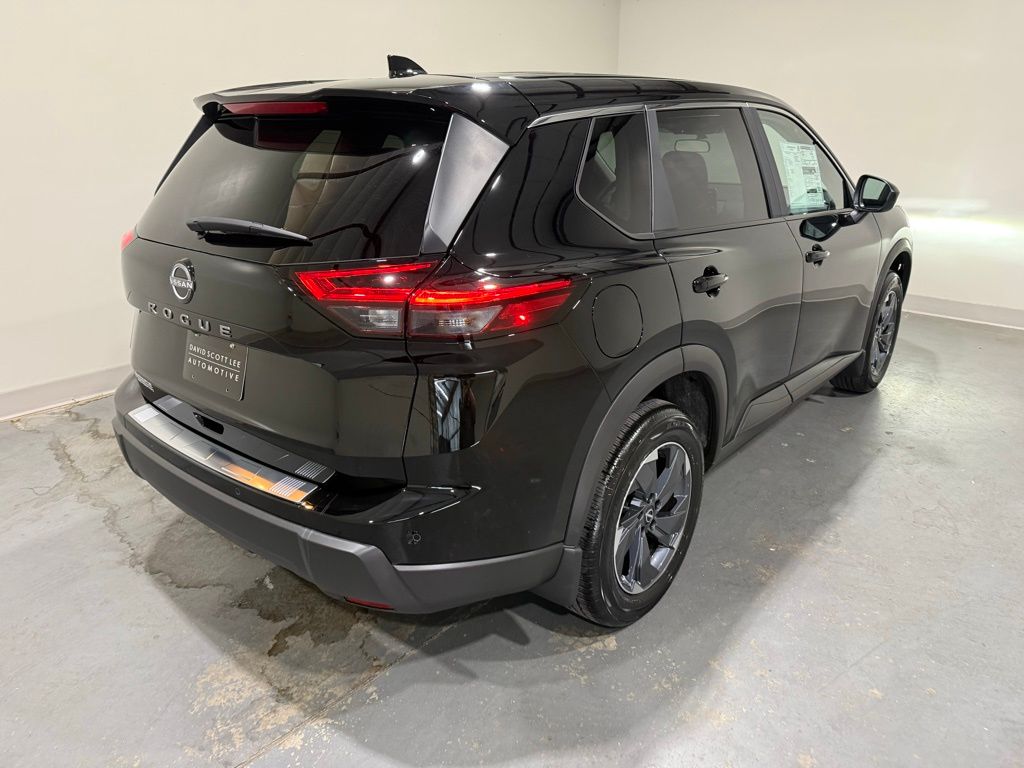 2026 Nissan Rogue SV photo 7