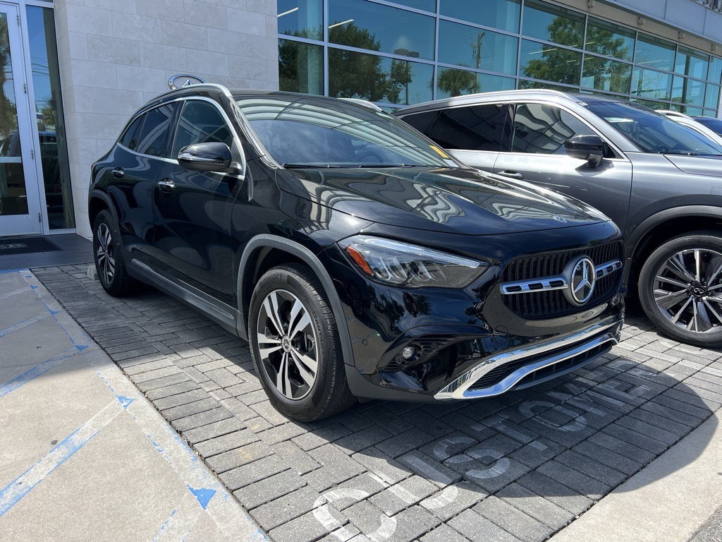 2025 Mercedes Benz GLA 250 photo 2