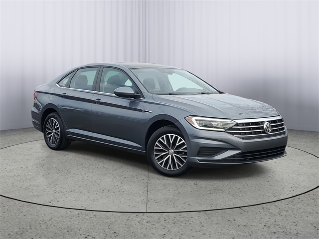 2019 Volkswagen Jetta SEL photo 2