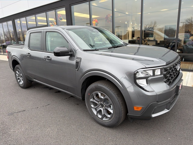 2025 Ford Maverick XLT's photo