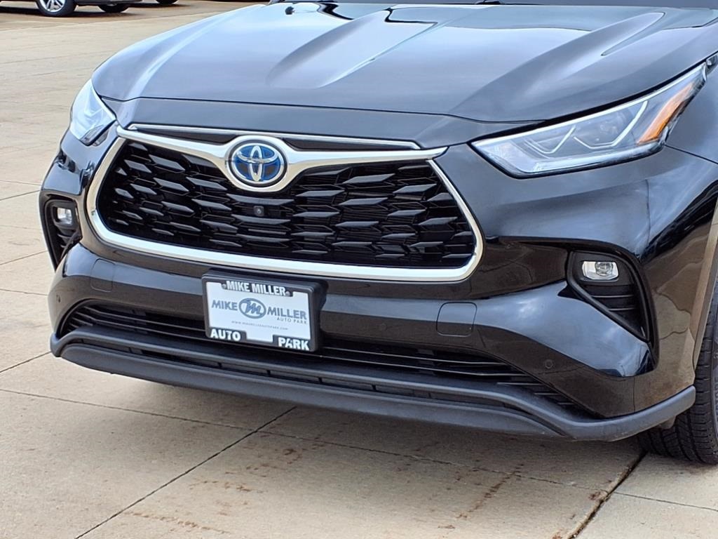 2022 Toyota Highlander Limited Hybrid photo 29