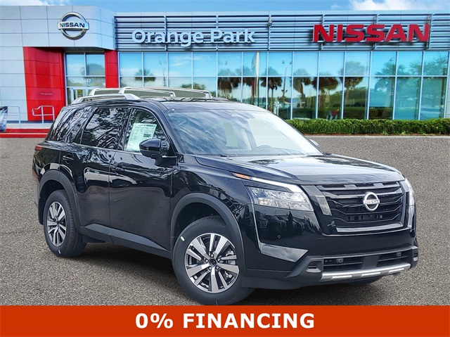 2025 Nissan Pathfinder SL's photo