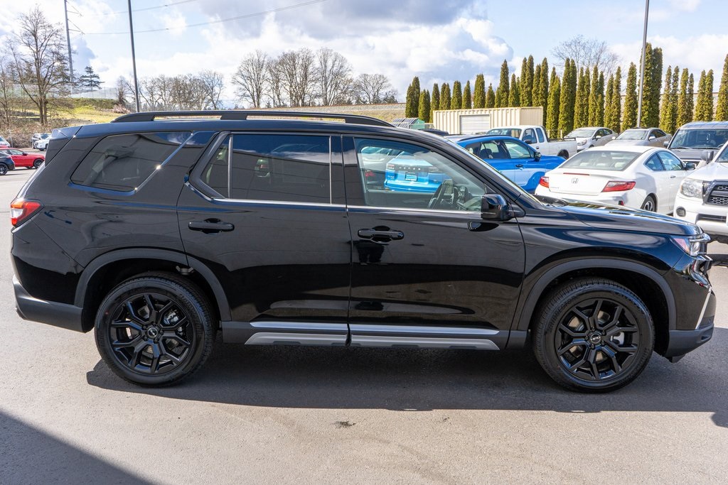 2025 Honda Pilot Touring photo 5