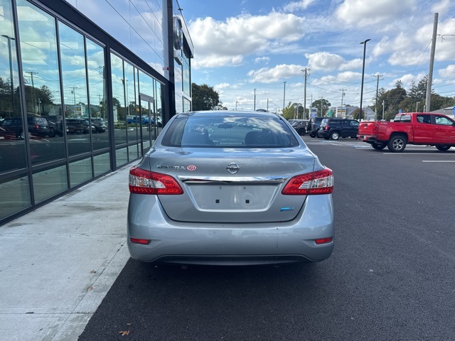 2013 Nissan Sentra S photo 3