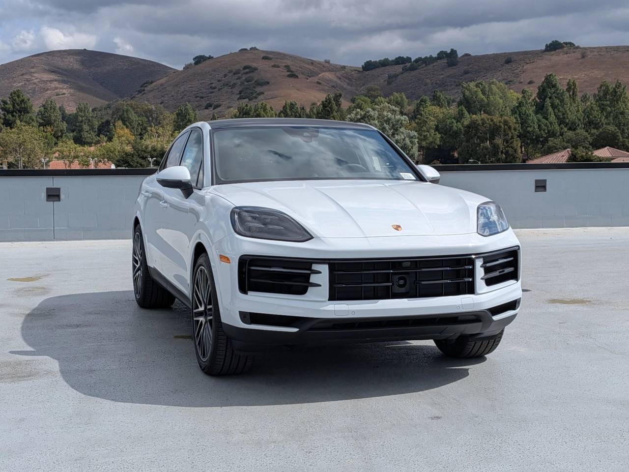 2026 Porsche Cayenne Coupe photo 7