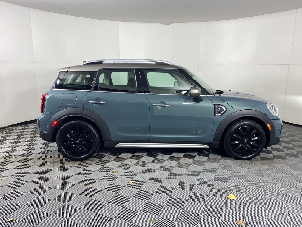 2022 Mini Cooper S ALL4 photo 3