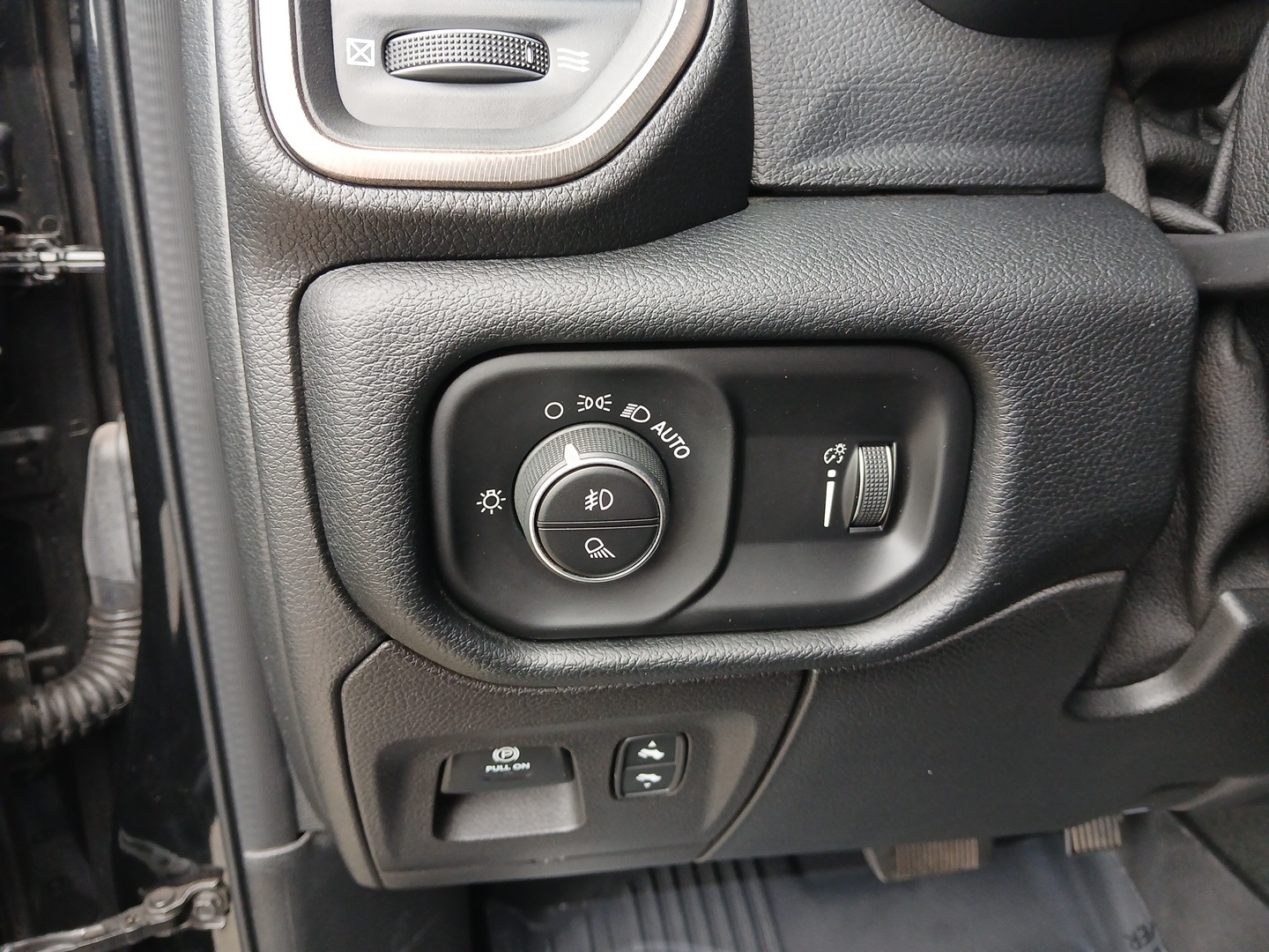 2021 Ram 1500 Rebel photo 11