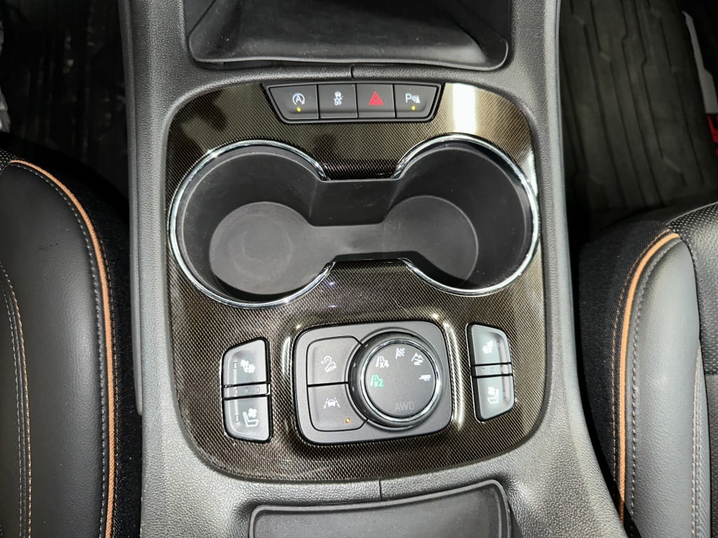 2023 Gmc Acadia AT4 photo 17