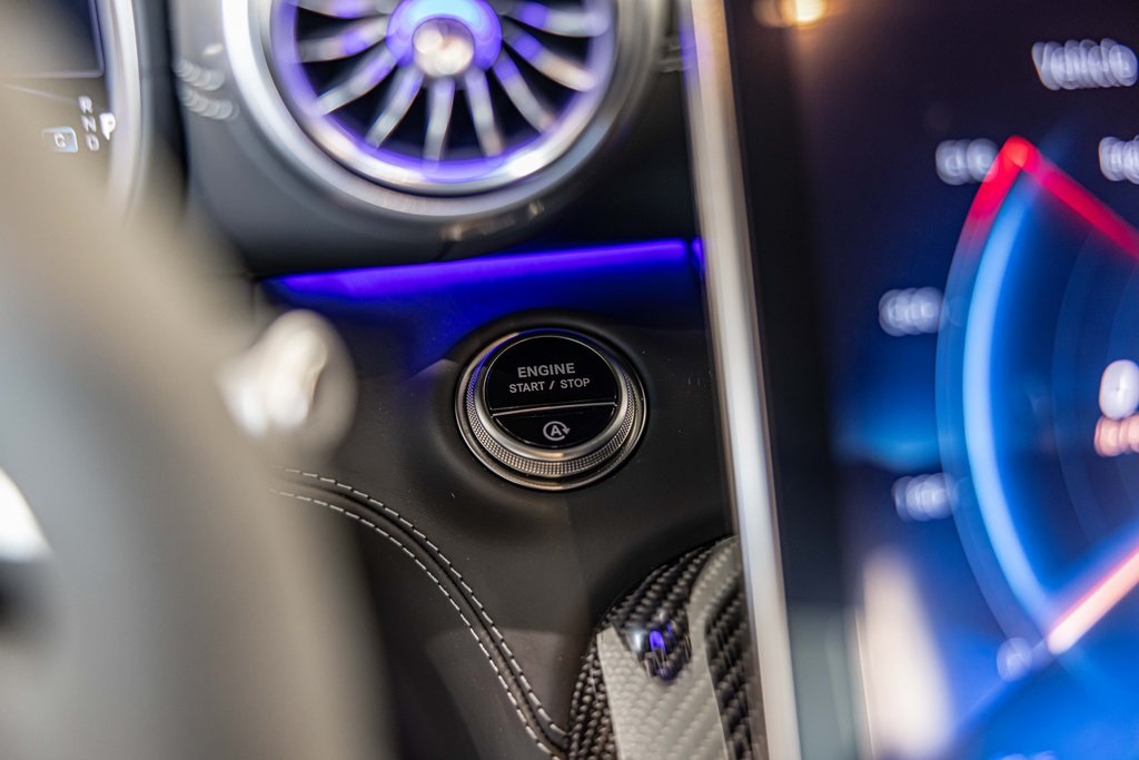 2025 MERCEDES-BENZ AMG GT - Image 26