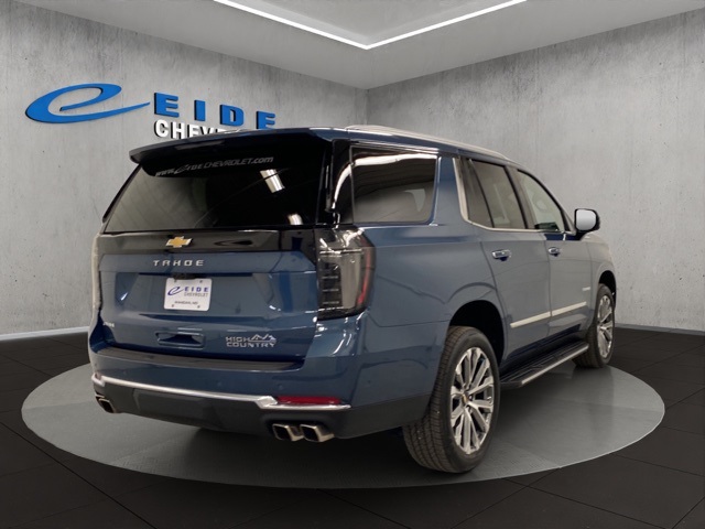 2025 Chevrolet Tahoe High Country photo 2