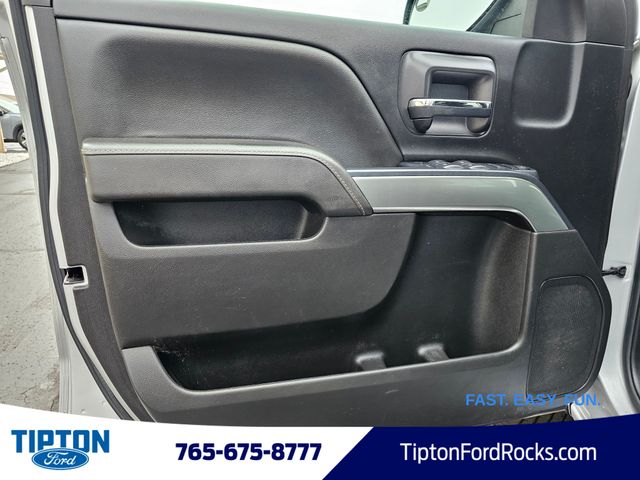 2017 Chevrolet Silverado 1500 LT photo 3