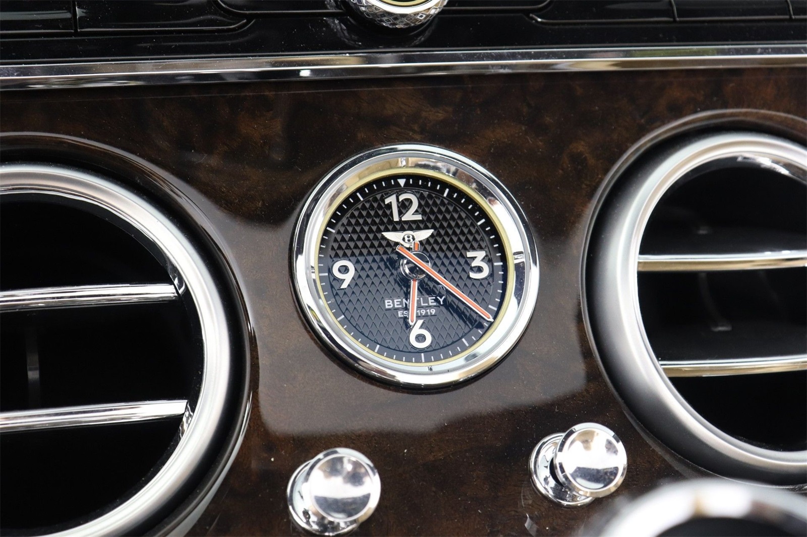 Used 2024 Black Crystal Bentley V8 image 28