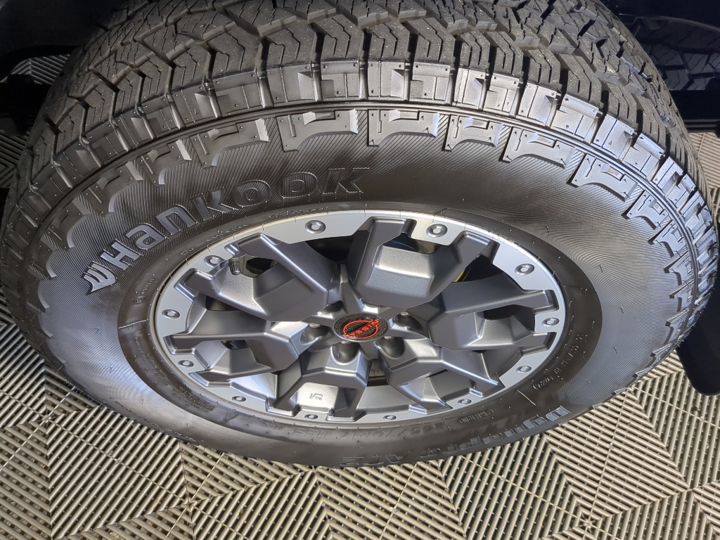 2025 Nissan Frontier PRO-4X photo 14