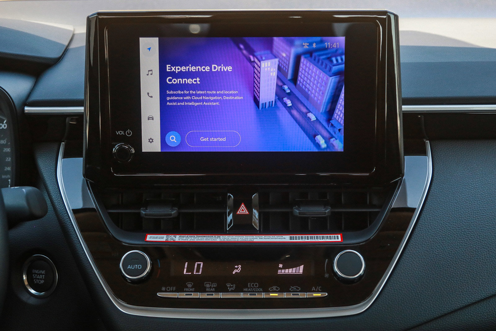 2025 Toyota Corolla LE photo 14