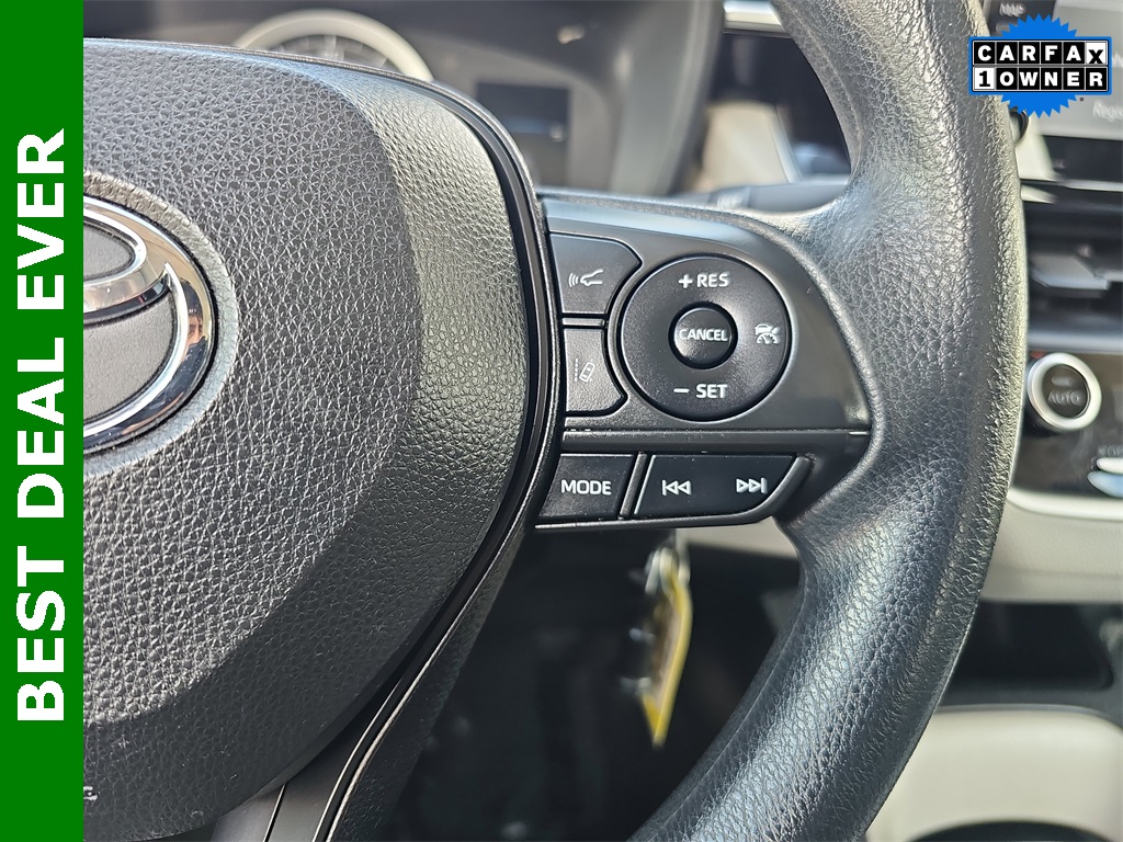 2022 Toyota Corolla LE photo 16