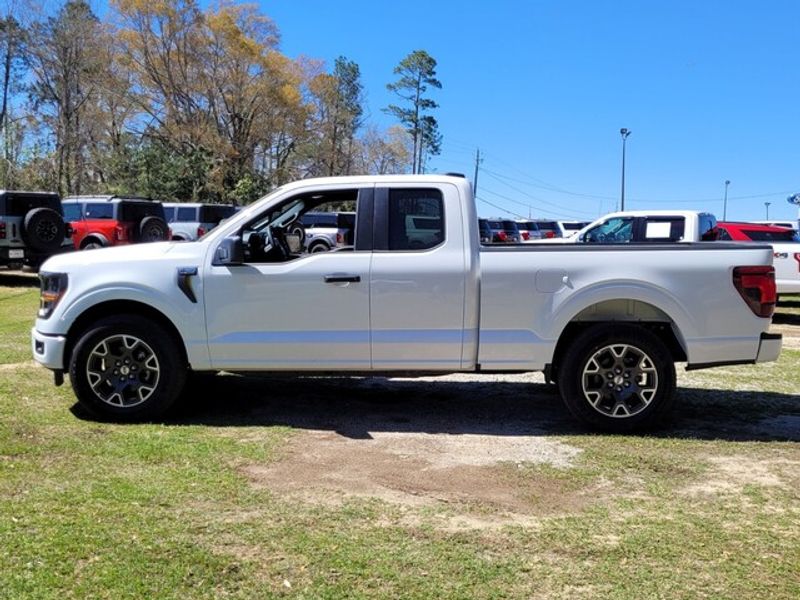 2025 Ford F-150 STX photo 4
