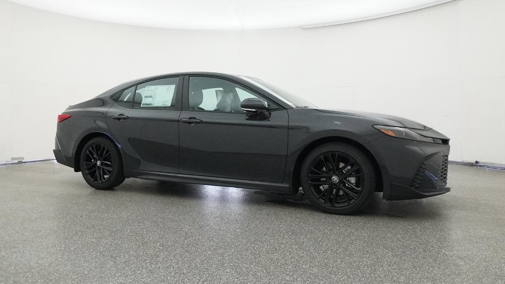 2025 Toyota Camry SE photo 28