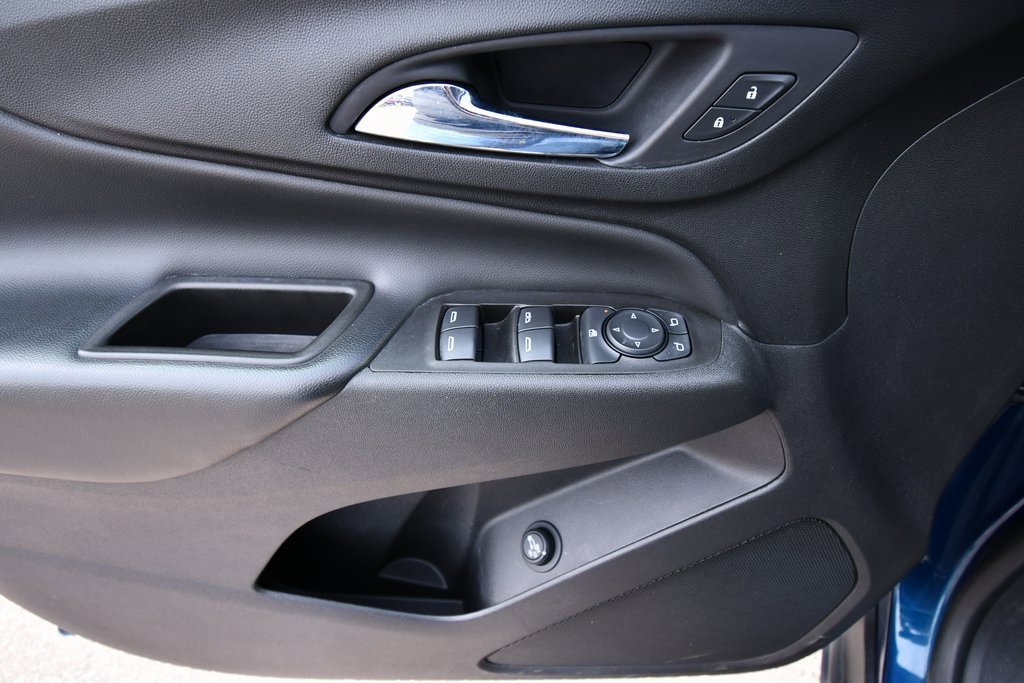 2020 Chevrolet Equinox LT photo 18
