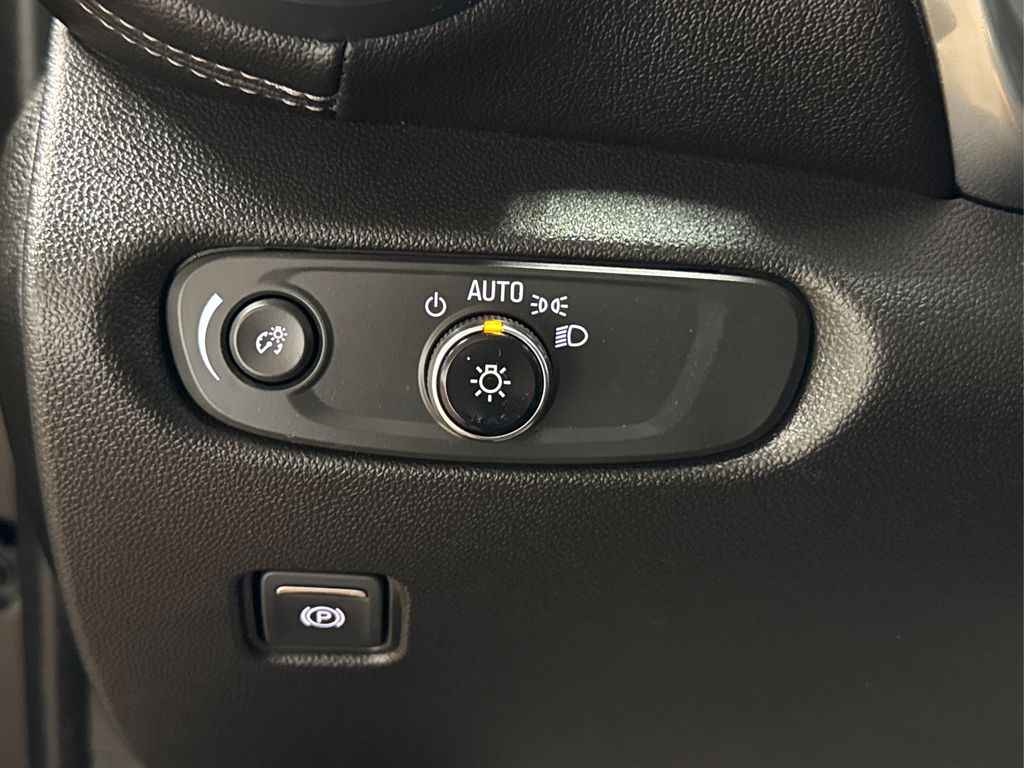 2023 Chevrolet Blazer 2LT photo 22