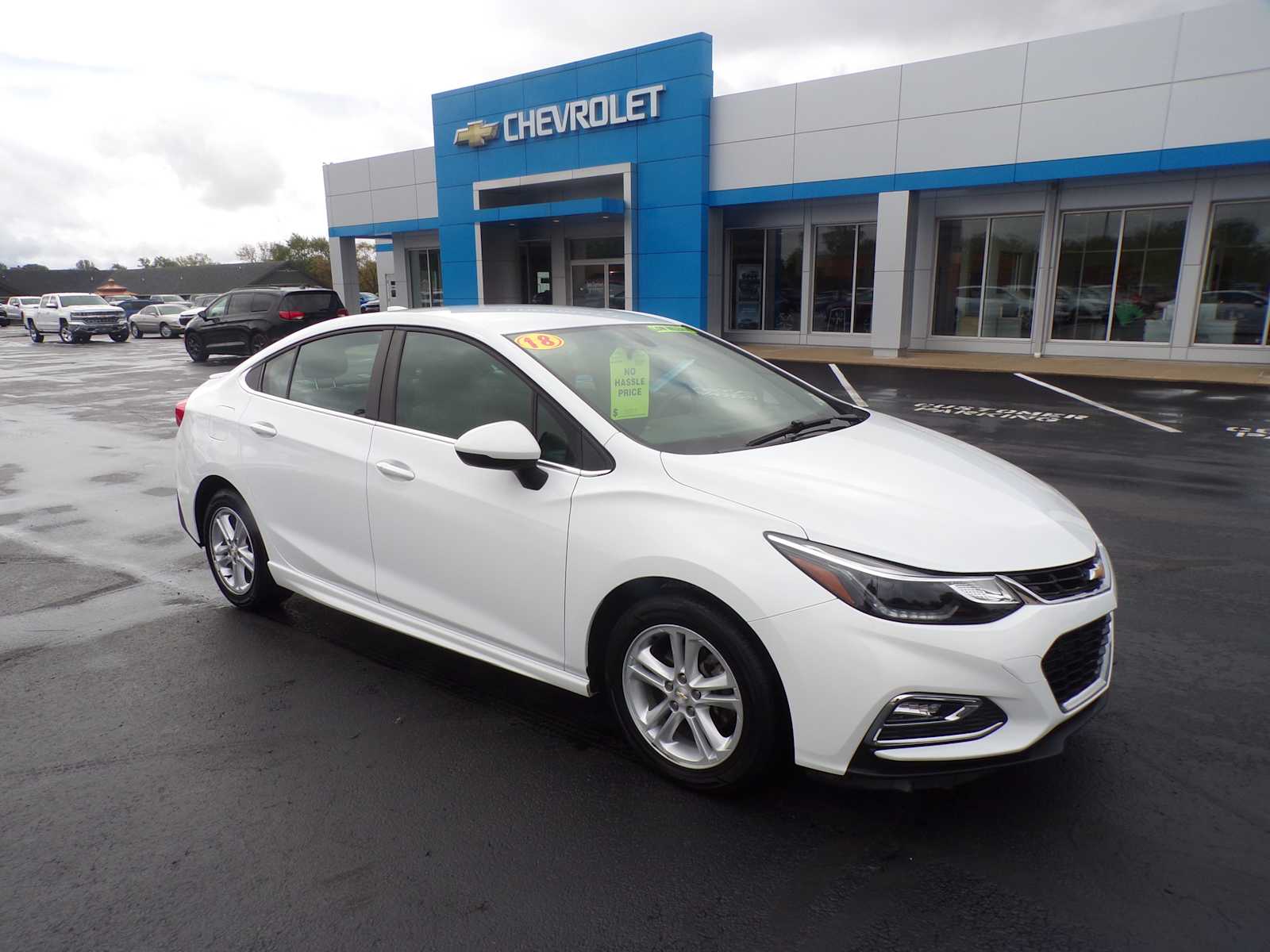 Used 2018 Chevrolet Cruze LT with VIN 1G1BE5SM3J7197108 for sale in Alexandria, IN