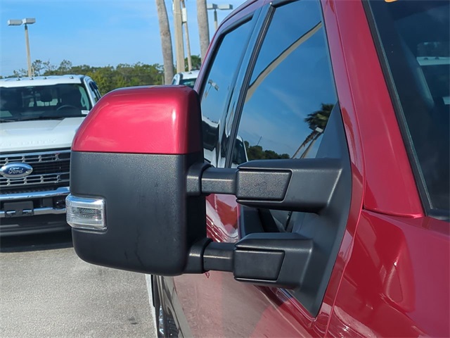2021 Ford F-350 Lariat photo 12