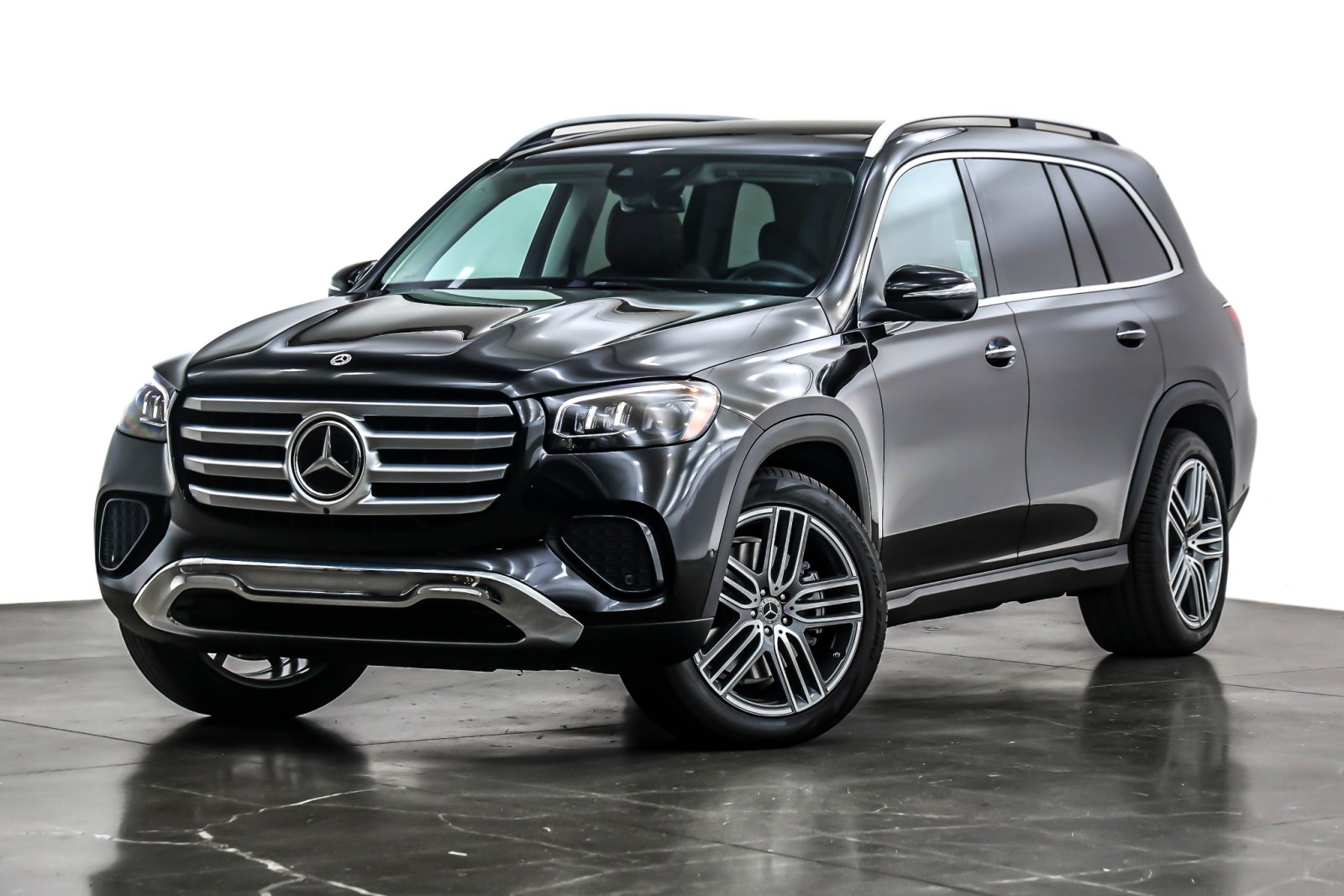 2026 Mercedes-Benz GLS Base's photo