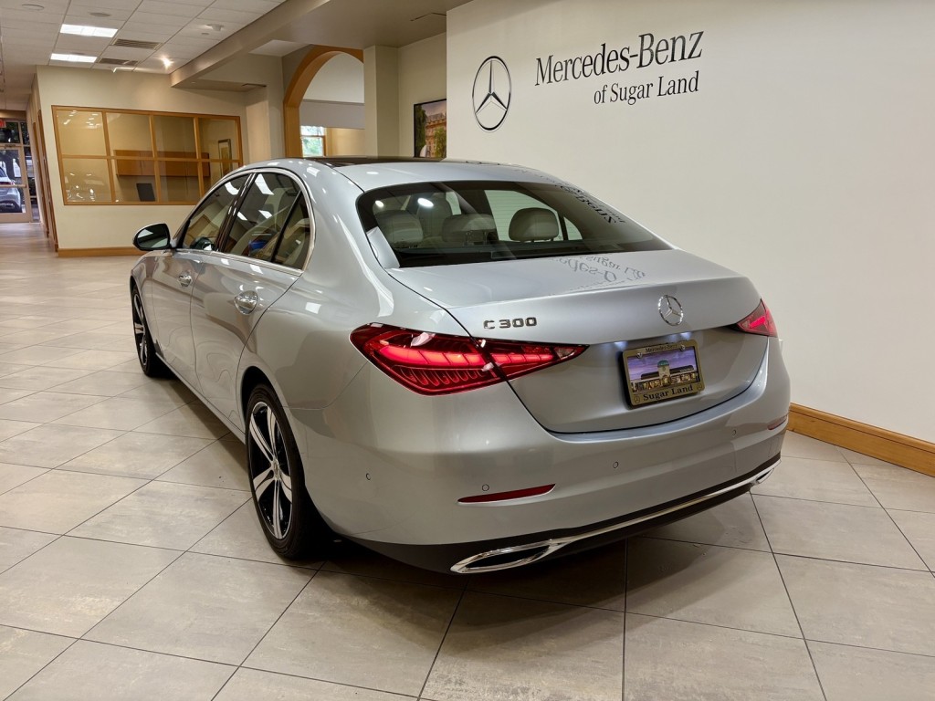 2025 Mercedes Benz C 300 photo 2