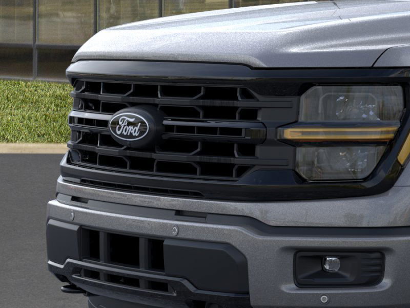 2025 Ford F-150 XLT photo 14