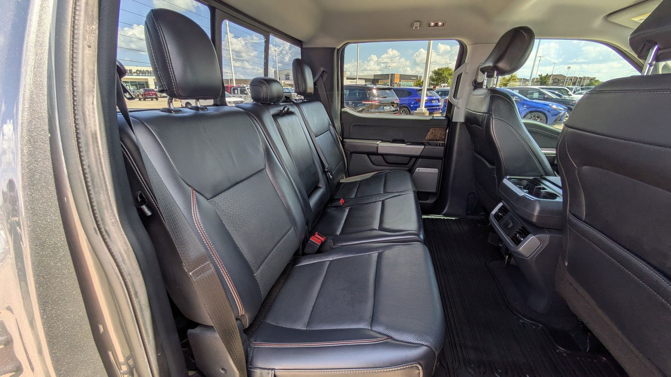 2021 Ford F-150 Lariat photo 29